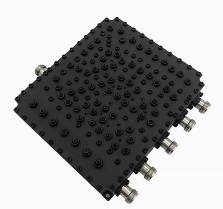  幸福路街道双频三频四频五频腔体合路器4G+5G