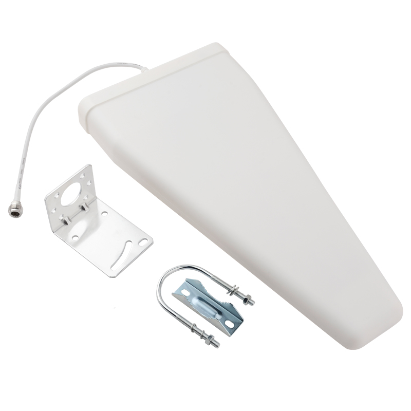  幸福路街道对数周期天线定向接收发射700-3700MHz